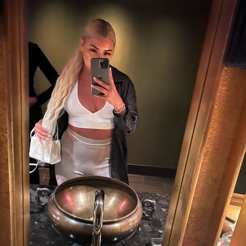 Meet your Posher, Kim